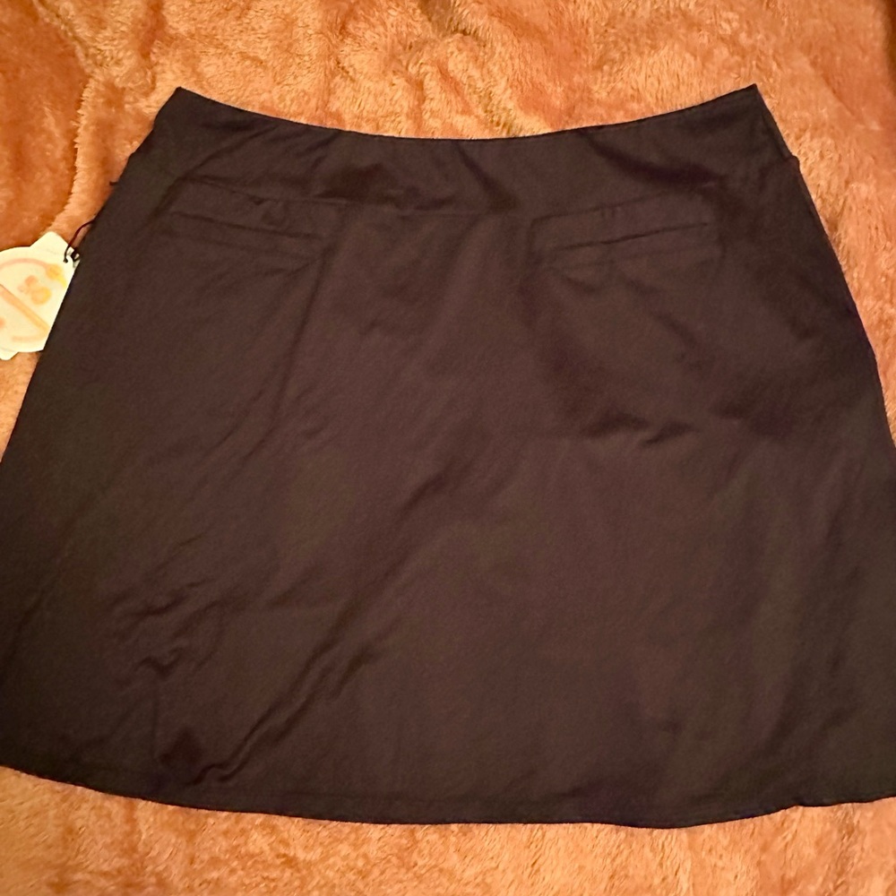 NWT Classic Black Women's Skort